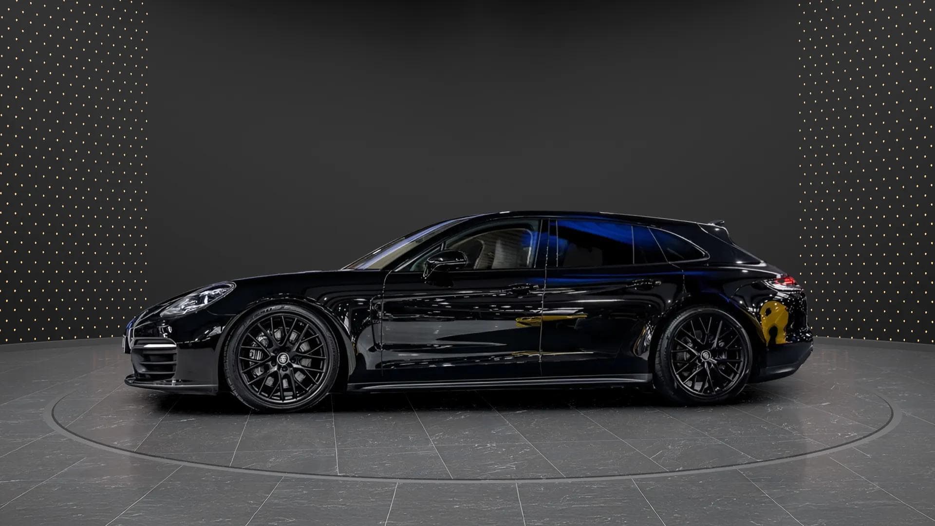 Porsche Panamera Sport Turismo 2021 - Photo 5