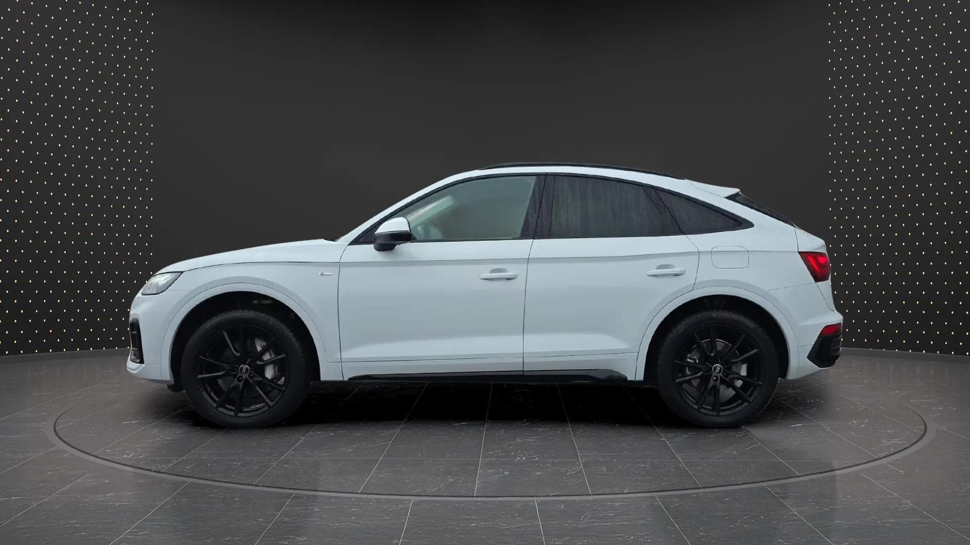 Audi Q5 2022 - Photo 4