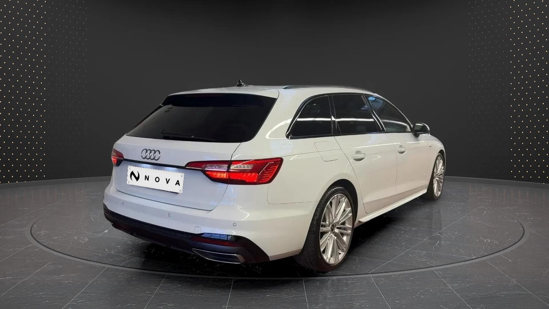 Audi A4 2022 - Photo 5