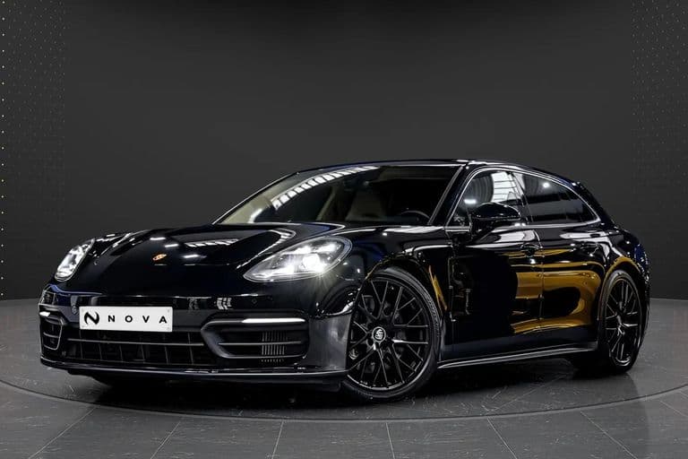 Porsche Panamera Sport Turismo 2021 - Photo principale