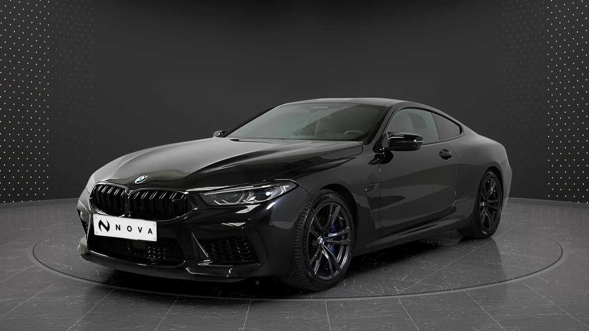 BMW M8 2023 - Photo principale