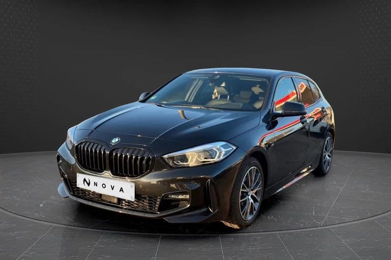 BMW Série 1 18 2022 - Photo principale